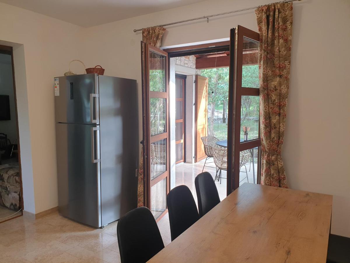 Villa Valeria Divsici Luaran gambar
